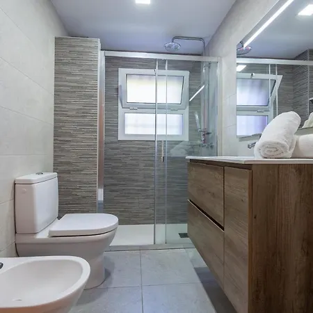 Homeholidaysrentals Space