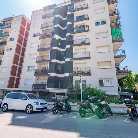 Homeholidaysrentals Space *